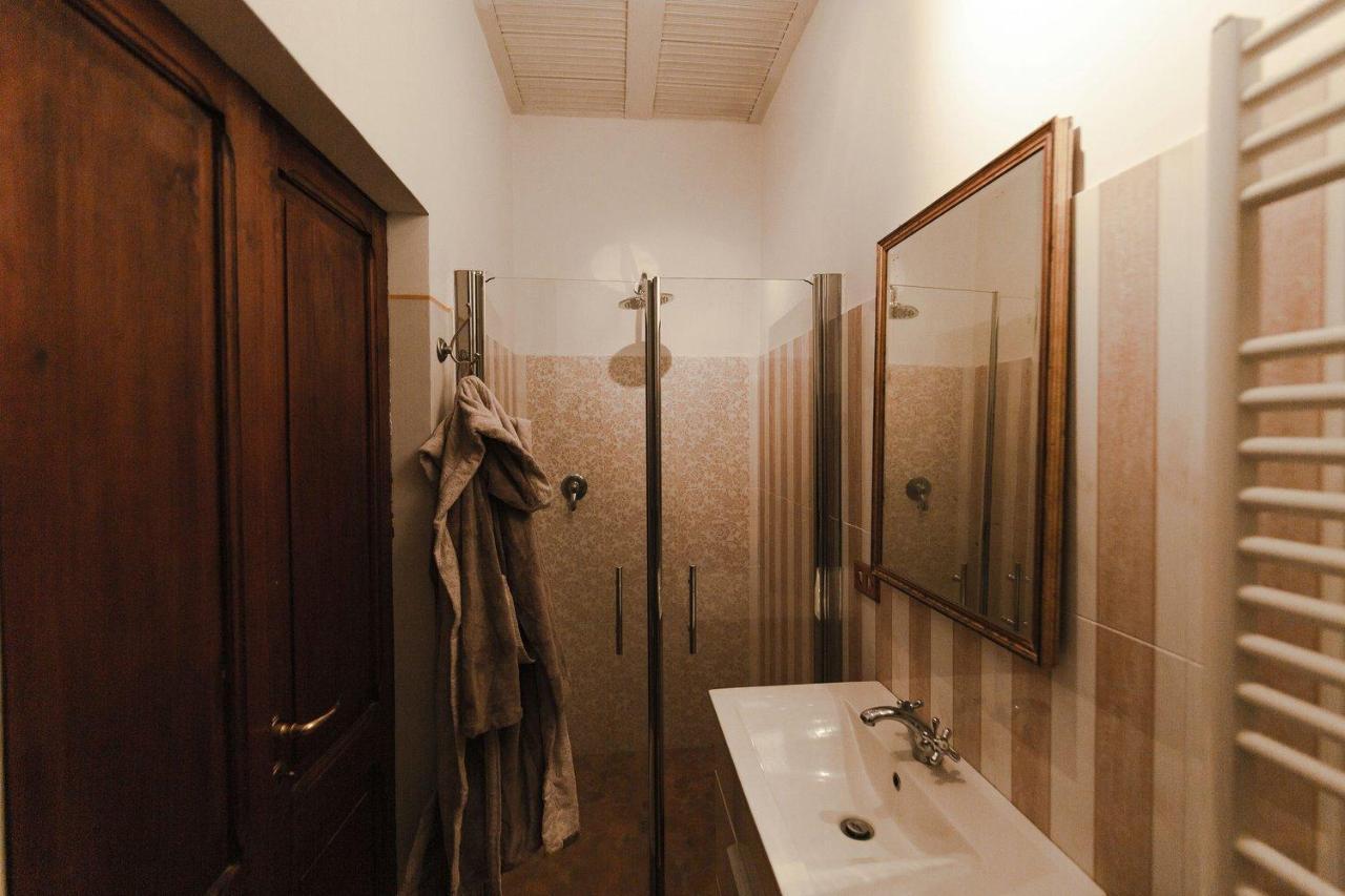 Agriturismo Borgo Di Campagna Il Tesoro Torre Alfina Esterno foto