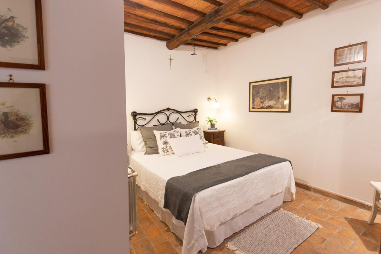 Agriturismo Borgo Di Campagna Il Tesoro Torre Alfina Esterno foto
