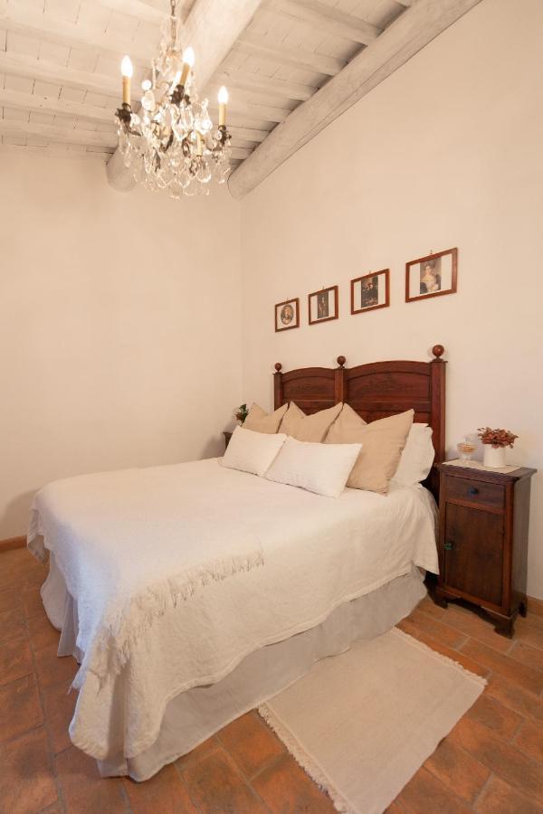Agriturismo Borgo Di Campagna Il Tesoro Torre Alfina Esterno foto